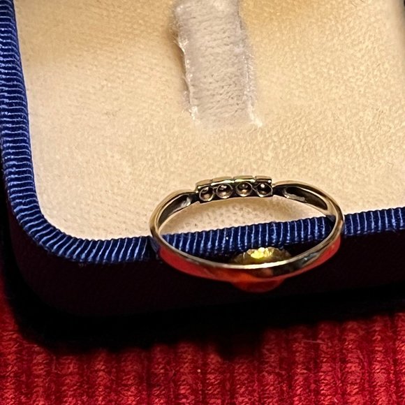 Four Diamond 14KT Yellow Gold Ring - Size 8 - Picture 5 of 8